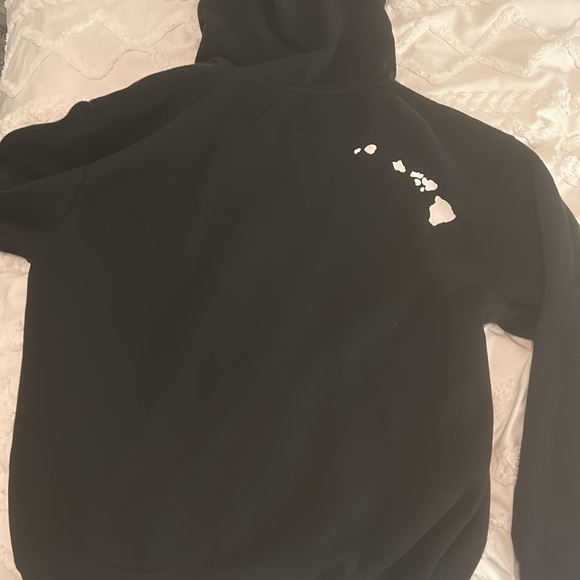 Black Maui Hawaii Zip up hoodie - Picture 3 of 3